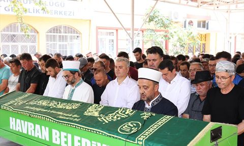Balıkesir'de AK Parti'li Meclis Üyeni Mehmet Anıl Yüksel'in Ölümü Üzerine 14 Gözaltı