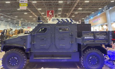 IDEF 2025'te Türk Elektrikli Zırhlı Araç Tanıtımı