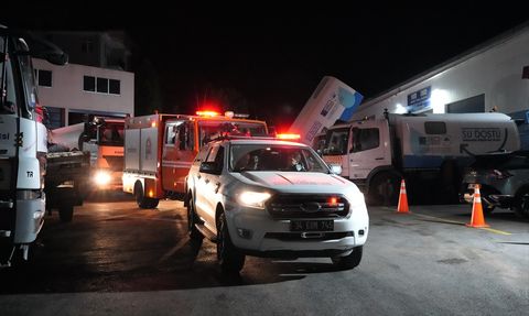 İstanbul Belediyeleri Bursa'daki Orman Yangınlarına Destek Sağlıyor