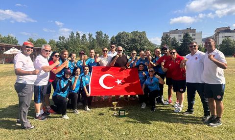 Kadın Kriket Milli Takımı'nın Tarihi Şampiyonluğu