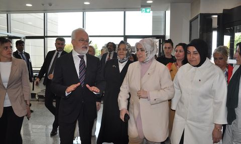 Kadınların Güçlendirilmesi: Siyaset ve Ekonomide Yeni Vizyon