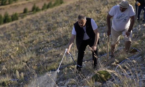Kahramanmaraş'ta Dev Türk Bayrağı ve İstiklal Madalyası Projesi