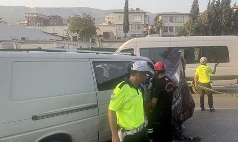 Kahramanmaraş'ta Minibüs Devrildi: 1 Ölü, 2 Yaralı