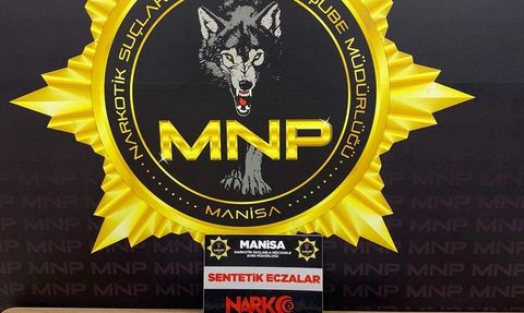 Manisa'da Uyuşturucu Operasyonu: Üç Şüpheli Tutuklandı