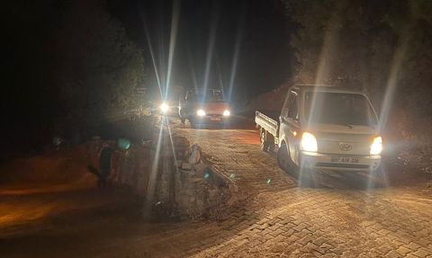 Mersin Anamur'da Tahliyeler: Gazipaşa Orman Yangını Sebebiyle İki Mahalle Boşaltıldı