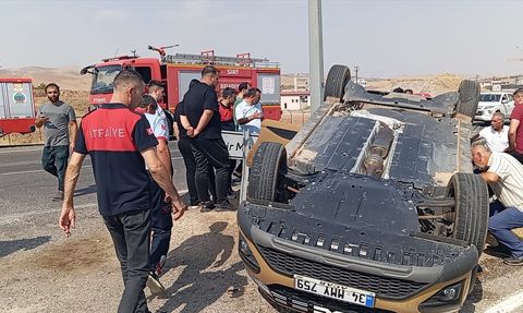 Siirt'te Pikap ve Otomobil Çarpışması: 2 Yaralı