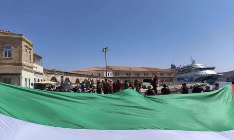Siros Adası'nda Kruvaziyer Krizi: İsrailli Yolcular İndirilemedi
