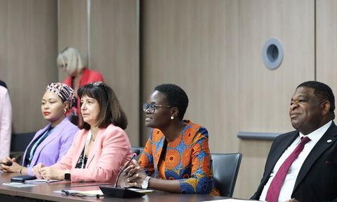 TBMM Başkanı Kurtulmuş, PAB Yetkilileriyle Görüştü