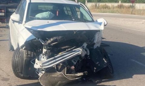 Tokat'ta İki Araç Çarpıştı, 6 Yaralı