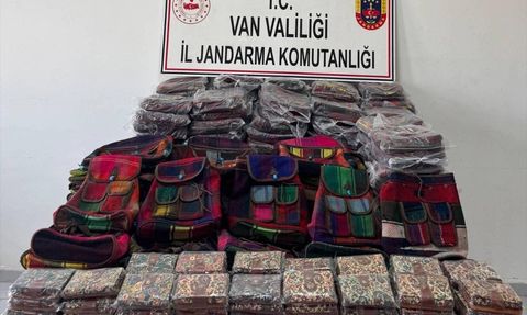 Van'da Kaçakçılık Operasyonları: 32 Şüpheli Gözaltında