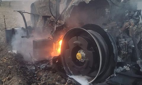 Adana'da Traktör Yangını Kontrol Altına Alındı