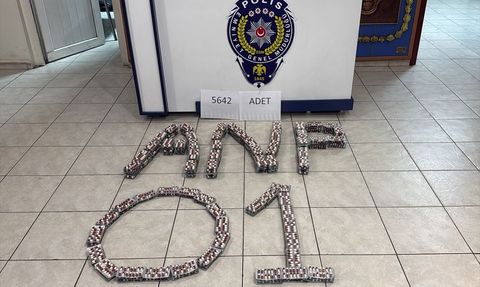 Adana'da Uyuşturucu Operasyonu: 5 Bin 642 Hapla Yakalanan Yolcu Gözaltına Alındı