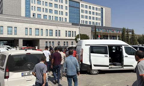 Adıyaman'da Bıçaklı ve Sopalı Kavga: 4 Yaralı