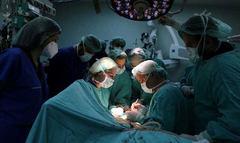 Akdeniz Üniversitesi Akciğer Nakli ile Öne Çıkıyor