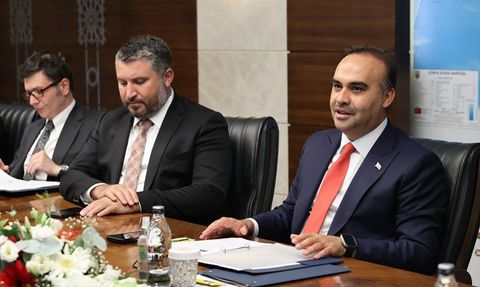 Bakan Kacır, Suriyeli Mevkidaşı ile Sanayi İşbirliği Görüşmesi Düzenledi