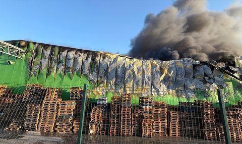 Balıkesir'deki Fabrika Yangını Güvenlik Kamerasında