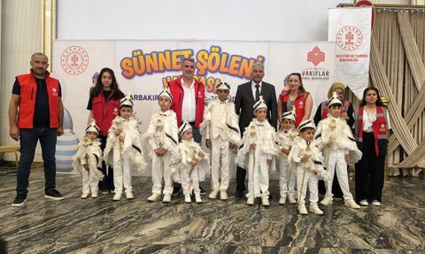 Bingöl'de Renkli Bir Sünnet Şöleni