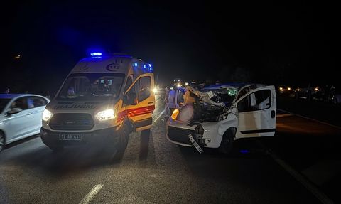 Bingöl'de Trafik Kazası: 1 Ölü, 1 Yaralı