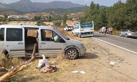 Bitlis'te Trafik Kazası: 5 Yaralı