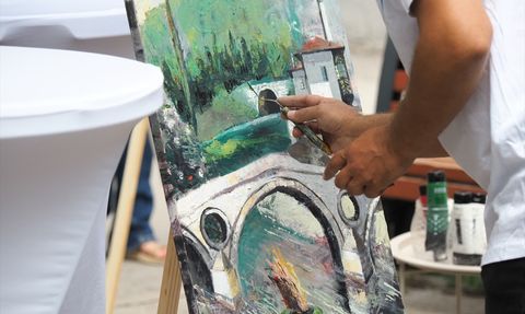 Bosna Hersekli Ressamlar Eşsiz Güzellikleri Tuvallerine Yansıttı