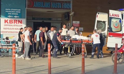 Bursa'da Kaza: Motosiklet ve Kamyon Çarpıştı, 2 Yaralı