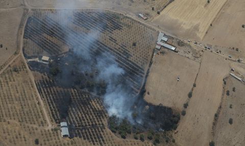 Çanakkale'de Zirai Yangın Kontrol Altına Alınıyor