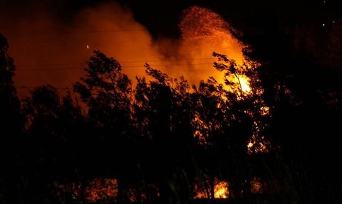 Çanakkale'deki Orman Yangınına Müdahale Devam Ediyor