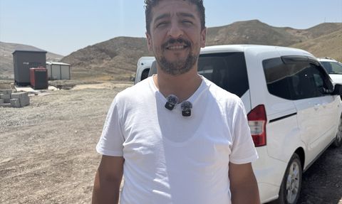 Ceylan Ertem'in Sahiplendiği Köpek Hakkari'den İzmir'e Ulaşıyor