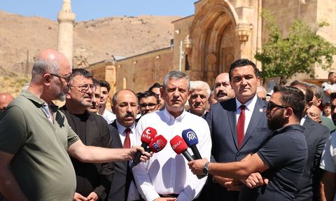 CHP Genel Başkanı Özgür Özel Sivas'ta Kritik Açıklamalar Yaptı