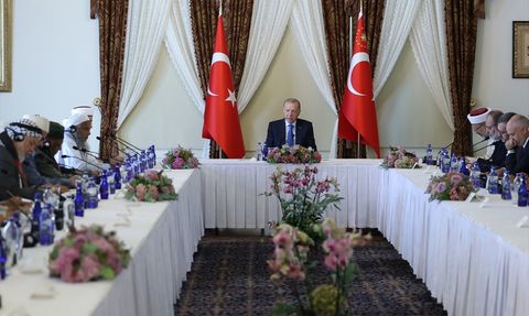Cumhurbaşkanı Erdoğan, Dünya Müslüman Alimler Birliği Heyetini Ağırladı