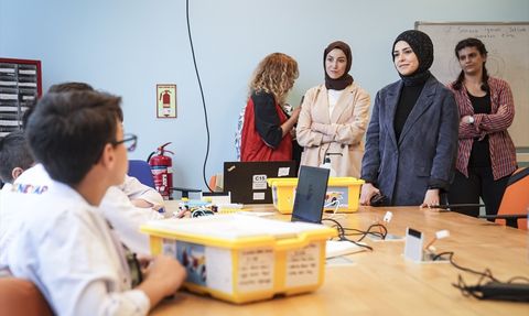 DENEYAP Atölyeleri Yaz Tatilinde Eğitimlerine Devam Ediyor