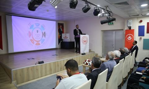 Diyarbakır'da İl Yaşlılık Çalıştayı: Yaşam Kalitesi ve Çözüm Önerileri