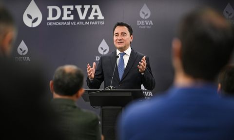 Erbakan ve Babacan Arasında Kritik Görüşme