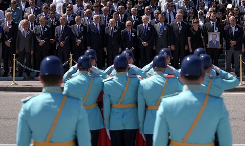 Eski Sağlık Bakanı Halil Şıvgın'a Veda Töreni TBMM'de Gerçekleşti