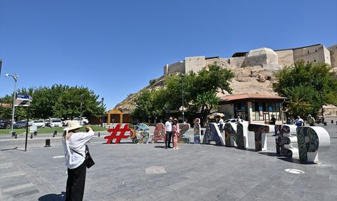 Gaziantep'te Sıcak Hava Etkisini Sürdürüyor
