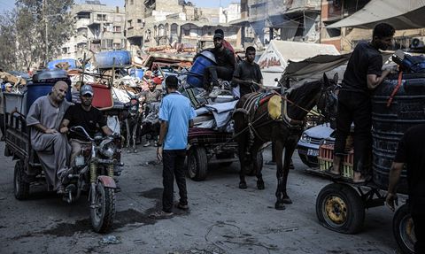 Gazze'deki Filistinlilerin Zorunlu Göçü Devam Ediyor