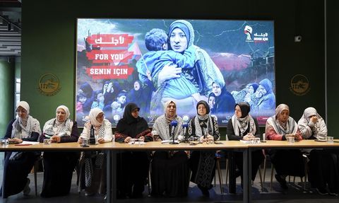 Gazze'deki Kadınlara Destek İçin 'Senin İçin' Kampanyası Başlatıldı