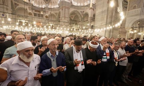 İstanbul'da Gazze İçin Dua Etme Etkinliği