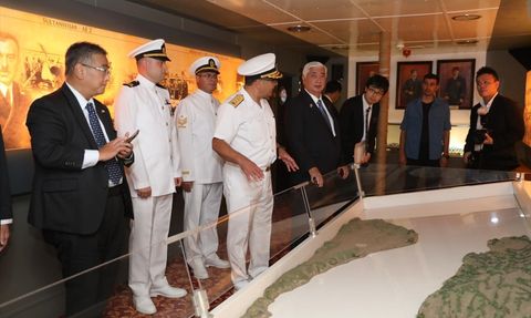 Japonya Savunma Bakanı Nakatani İstanbul Tersanesi'ni Ziyaret Etti