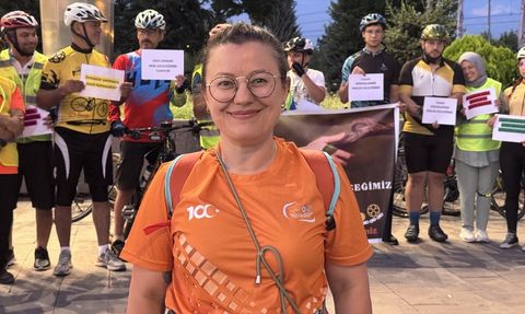 Kadın Bisikletçilerden Orman Yangınlarına Dikkat Çekici Pedal Seferberliği