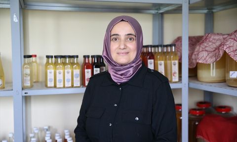 Kadın Kooperatifi Dörtyol'da Sirke Üretiyor