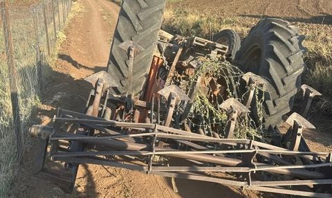 Karaman'da Traktör Devrildi, Sürücü Hayatını Kaybetti