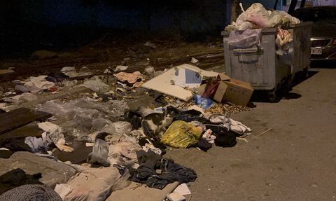 Kartal'da Temizlik İşçileri Protesto Etti