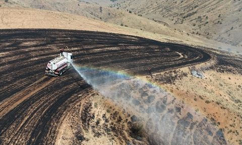 Kırıkkale'de Tarlada Yangın Kontrol Altına Alındı