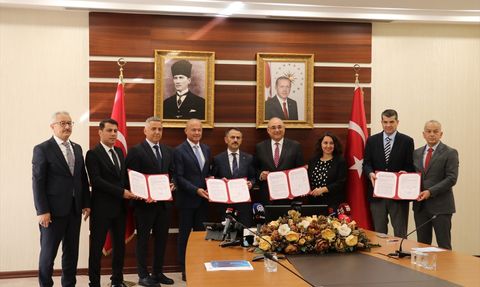 Kocaeli'de Eğitime Destek Protokolü İmzalandı