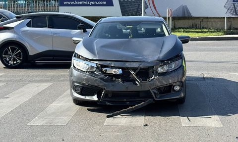 Kocaeli'de Motosiklet Kazası: Yaralı Var