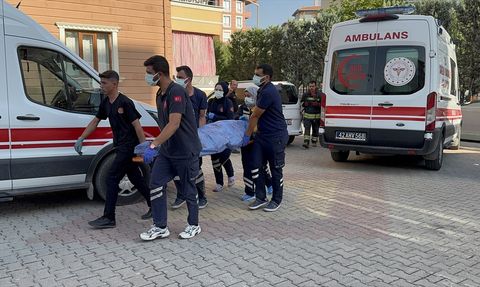 Konya'da Yatalak Eşi ile Yaşayan Adamın Ölümü