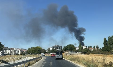 Kütahya'daki Hava Er Eğitim Tugayı'nda Yangın Kontrol Altına Alındı