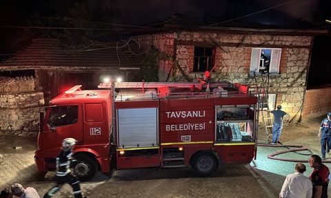 Kütahya'nın Tavşanlı İlçesinde Yangın Felaketi
