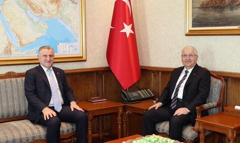 Milli Savunma ve Gençlik Bakanları Bir Araya Geldi